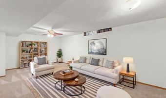 4628 N Farmstead Ct, Bel Aire, KS 67220