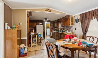 76 Railroad St, Auxier, KY 41602