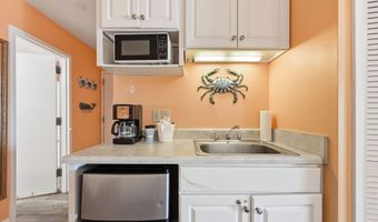 602 W Ft Macon Rd 218, Atlantic Beach, NC 28512