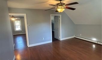 16 King St, North Providence, RI 02911