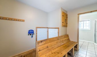 8385 6TH St, Amherst Junction, WI 54407