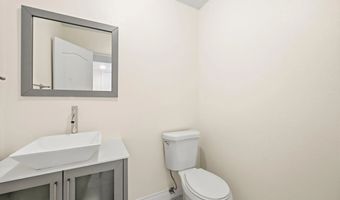 9289 Village Glen Dr 118, San Diego, CA 92123