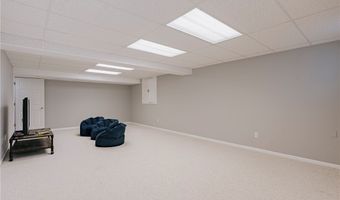 480 Glen Hollow Cir, Aurora, OH 44202