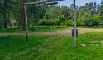 4 River Rd, Calder, ID 83808