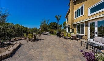 7686 E Big Canyon Dr, Anaheim, CA 92808