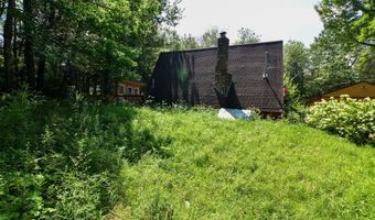 19 Castle Ln, Becket, MA 01223
