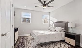 230 N LUZERNE Ave, Baltimore, MD 21224