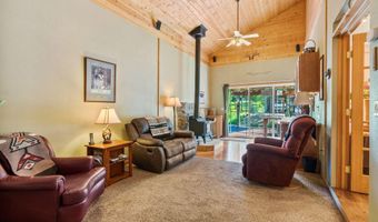 905 N Cedar View Dr, Blanchard, ID 83804