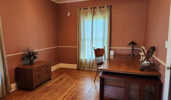 903 Greene St, Adel, IA 50003