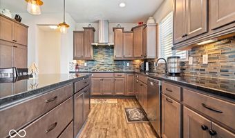 8436 Brookhaven Ln, Avon, IN 46123
