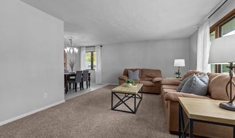 3300 N RANKIN St, Appleton, WI 54911