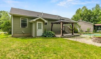 14 Fox Hollow Dr, Auburn, ME 04210