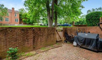 18 S MONTANA St, Arlington, VA 22204