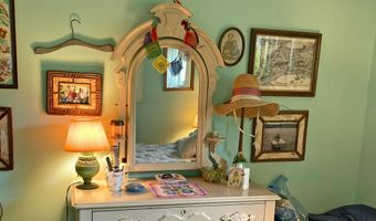 613 Stony Point Rd, Benson, VT 05743