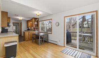 212 Dewey St, Bennington, VT 05201