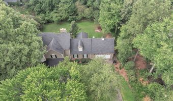 125 Lake Picketts Dr, Acworth, GA 30101