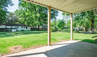203 James St, Batesville, MS 38606