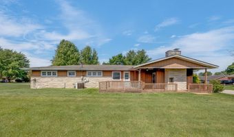 421 Country Club Dr, Batesville, IN 47006