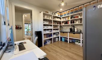 5571 Bethany Bend Dr, Las Vegas, NV 89135