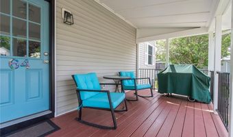 64 Juniper Trl, Narragansett, RI 02882