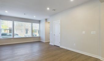 43801 MIDDLEWAY Ter, Ashburn, VA 20147