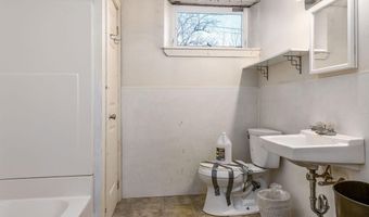 27 Ossipee Trl E 1, Standish, ME 04084
