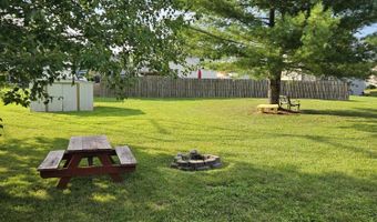 4 Woodbury Ln, Alexandria, KY 41001