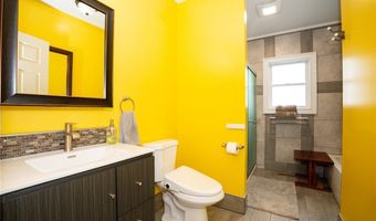 9378 Lemon St, Angola, NY 14006