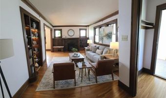 309 5th St SW, Austin, MN 55912