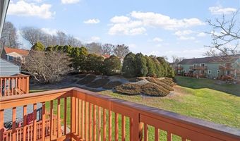 200 Heroux Blvd 606, Cumberland, RI 02864