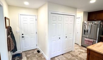 8047 Lavelle Rd, Athens, OH 45701