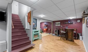 178 Spring Leigh Ct, Ballwin, MO 63011