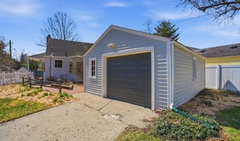 1102 Arborview Blvd, Ann Arbor, MI 48103