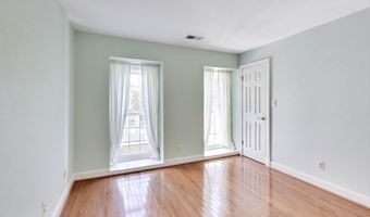 7806 FOX GATE Ct, Bethesda, MD 20817