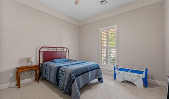 200 Colonel Burt Dr, Benton, LA 71006