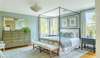 10 Owl Tree Ln, East Greenwich, RI 02818