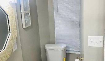 204 ASCOT Pl NE, Washington, DC 20002