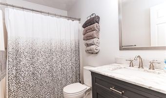 67 Remington Farm Dr, Coventry, RI 02816