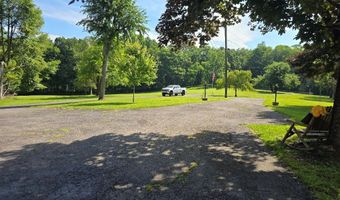 889 Old Grandview Rd, Beaver, WV 25813