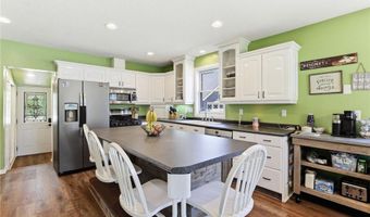 765 E Main St, Anoka, MN 55303