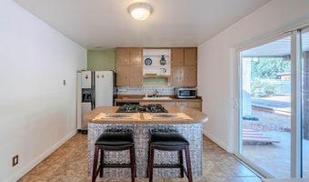 1808 Bryn Mawr Dr NE, Albuquerque, NM 87106