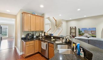 42832 BITTNER Sq, Ashburn, VA 20148