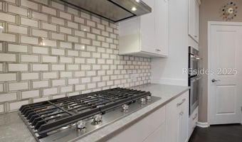 30 Buoy Dr, Bluffton, SC 29910