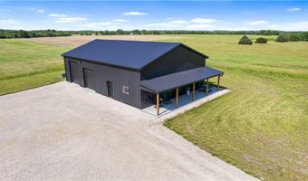 1372 N 150 Rd, Baldwin City, KS 66006