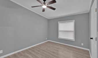 520 Calvin Dr, Benton, LA 71006