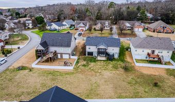 214 Fyke Dr, Athens, TN 37303