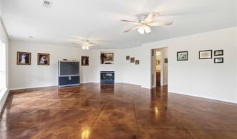 136 Riverview Dr, Anderson, MO 64831