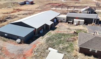 22024 E 1090 Rd, Bessie, OK 73622