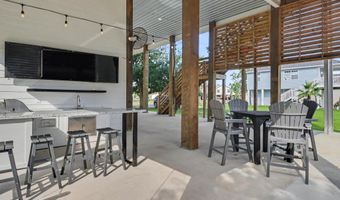 4059 Robin St, Bay St. Louis, MS 39520
