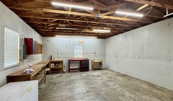 44 Sara Cir, Ash Flat, AR 72513